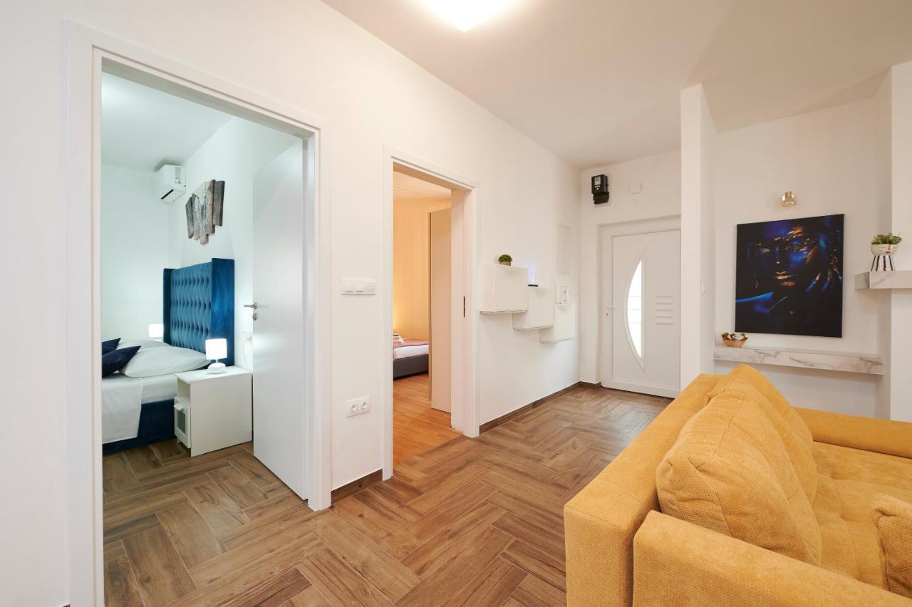 New 4* Apartman Zoa In Trogir Exterior photo